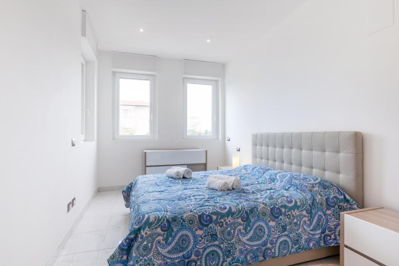 Seaside Flat With Swimming Pool And Private Parking Calambrone Exterior foto