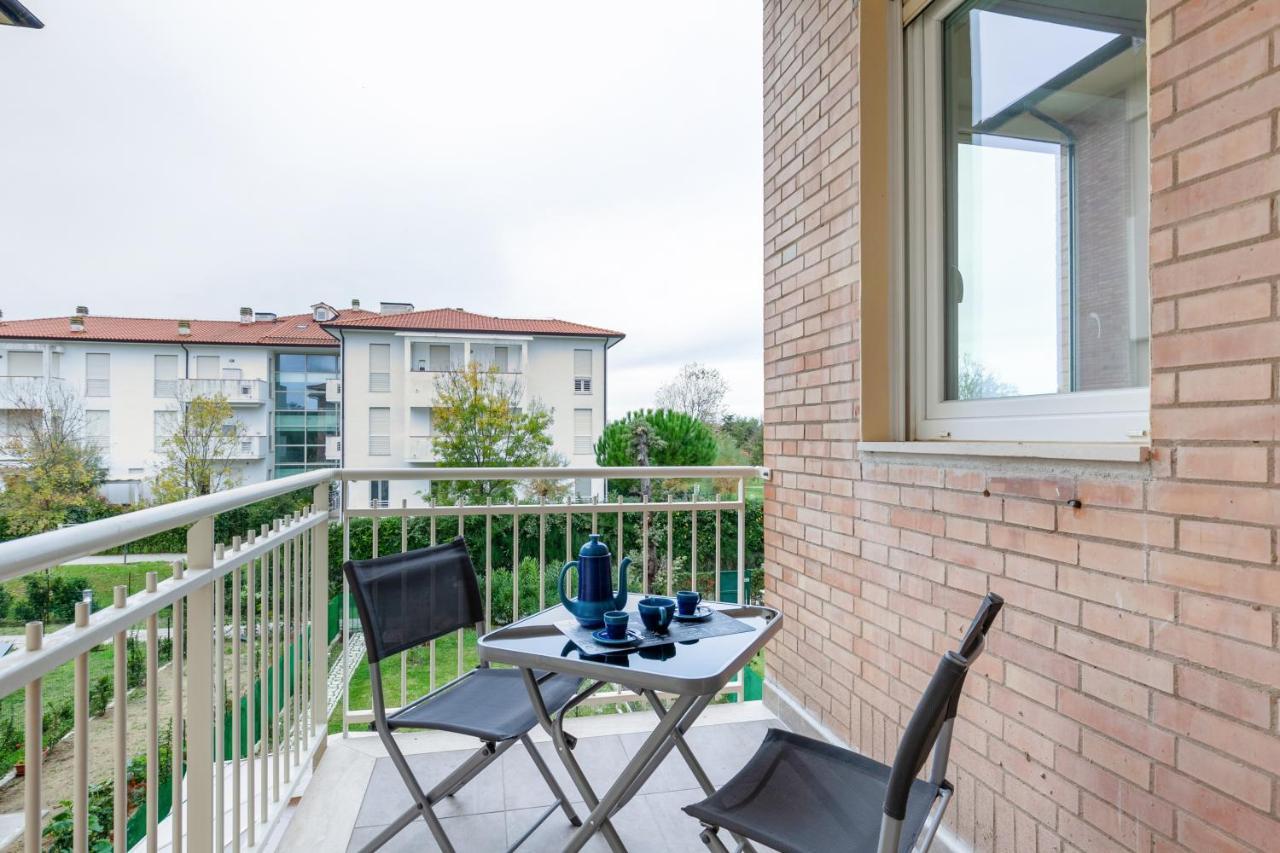 Seaside Flat With Swimming Pool And Private Parking Calambrone Exterior foto